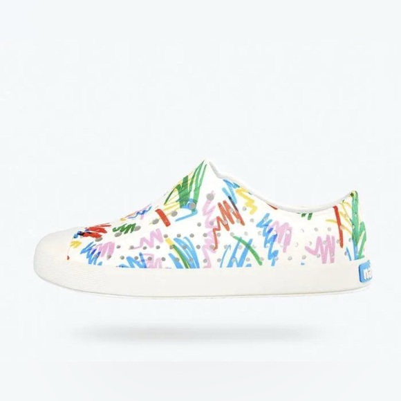 Native Shoes White Sneakers Minimalist Design - Picture 1 of 8
